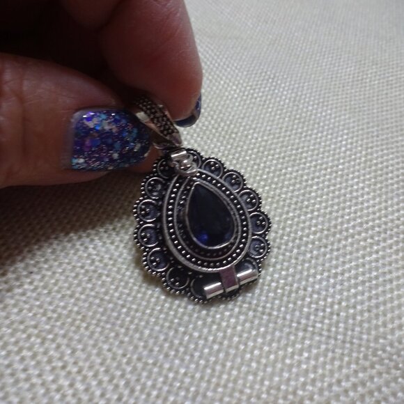Gorgeous AMETHYST FILIGREE LOCKET Handmade Sterling Pendant on a 20" Chain #896B - Picture 1 of 4